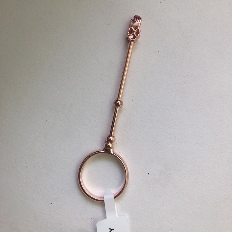 Adjustable Cigarette Holder Ring - Image 4